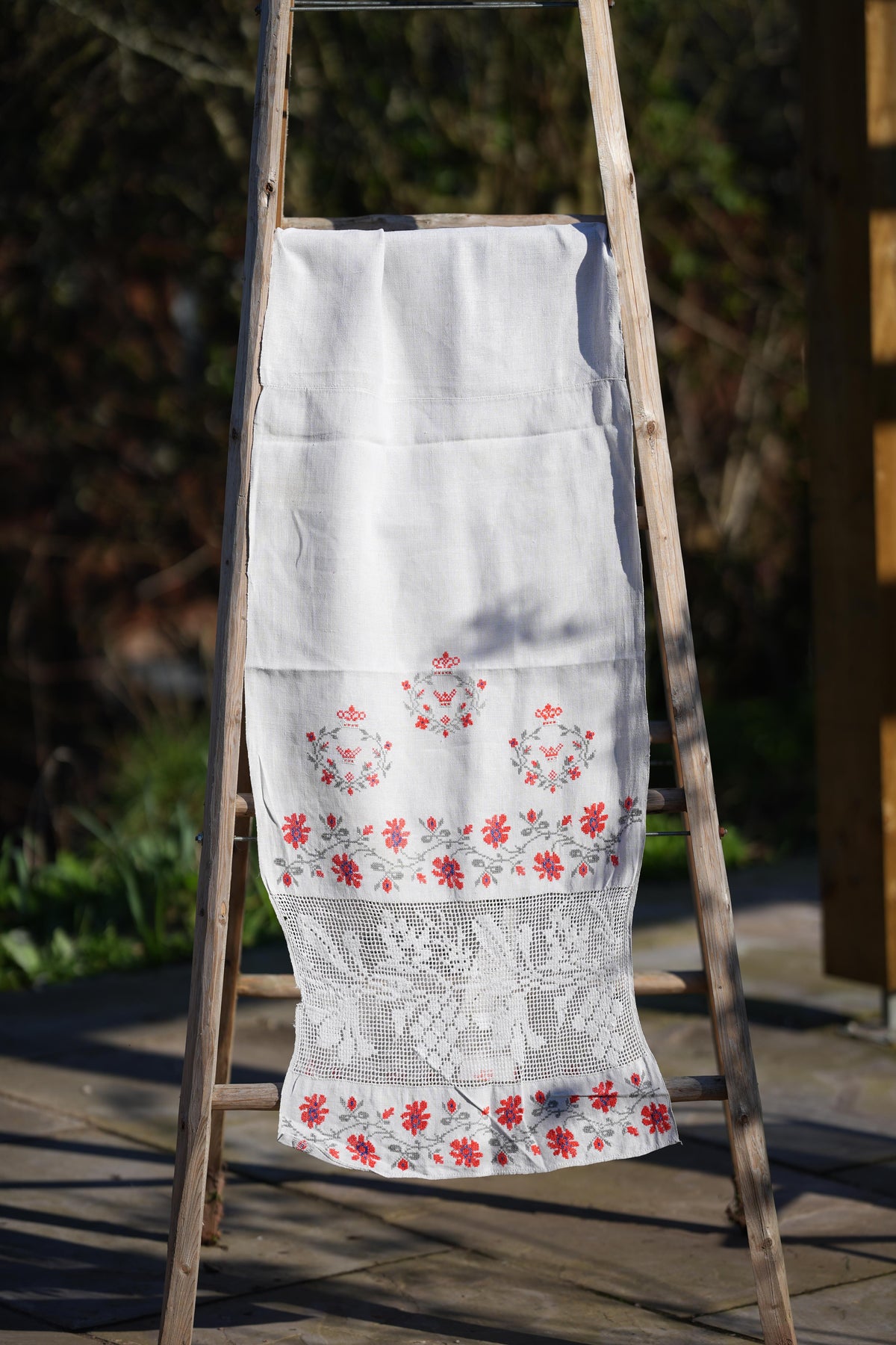 Vintage hand embroidered runner from Ukraine