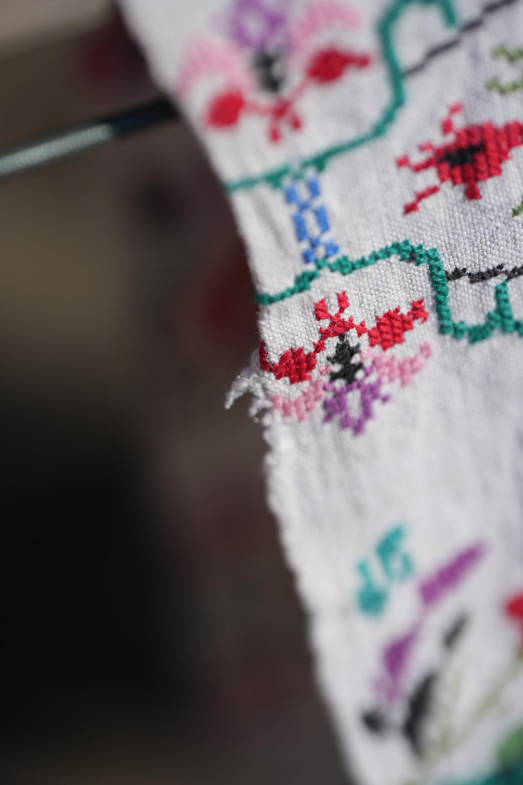 Vintage hand embroidered runner from Ukraine, view 3