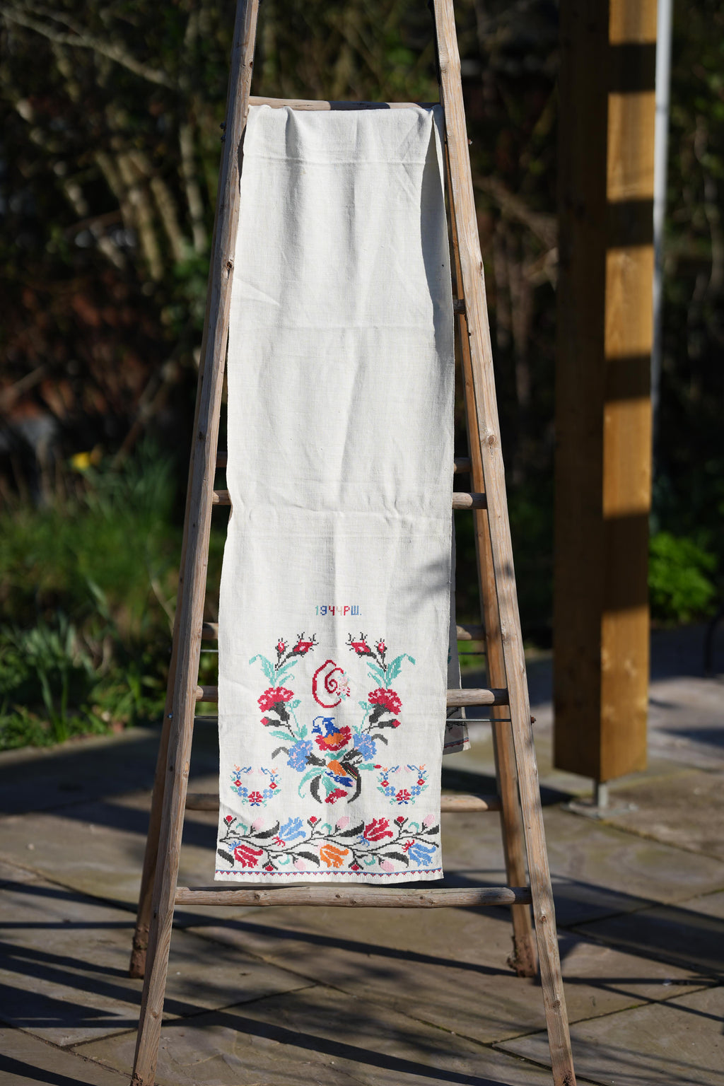 Vintage hand embroidered runner from Ukraine